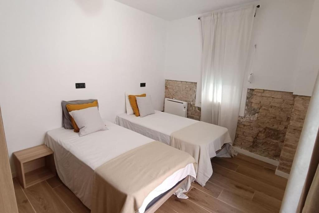 Boutique Apartment Ave Centro Lleida Exterior photo
